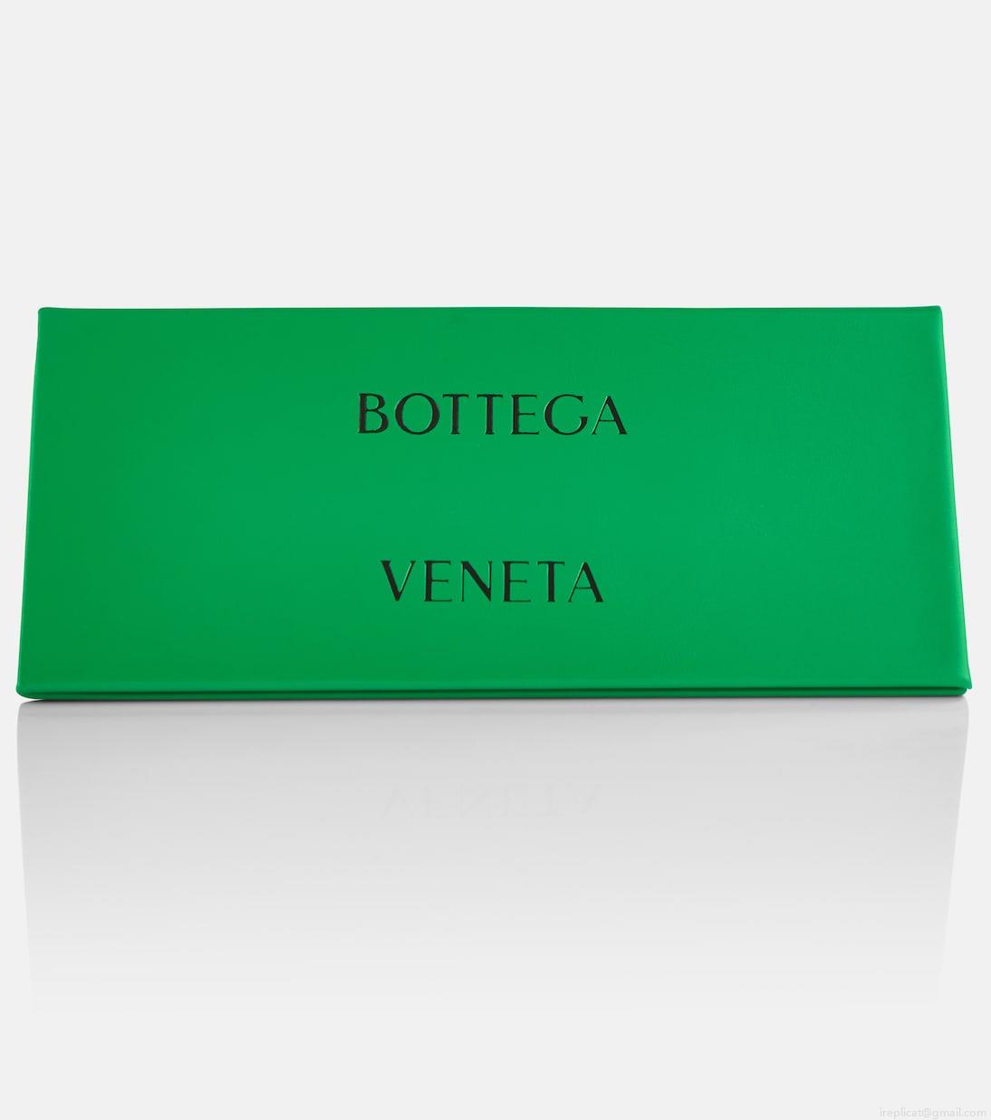 Bottega VenetaAngle cat-eye sunglasses
